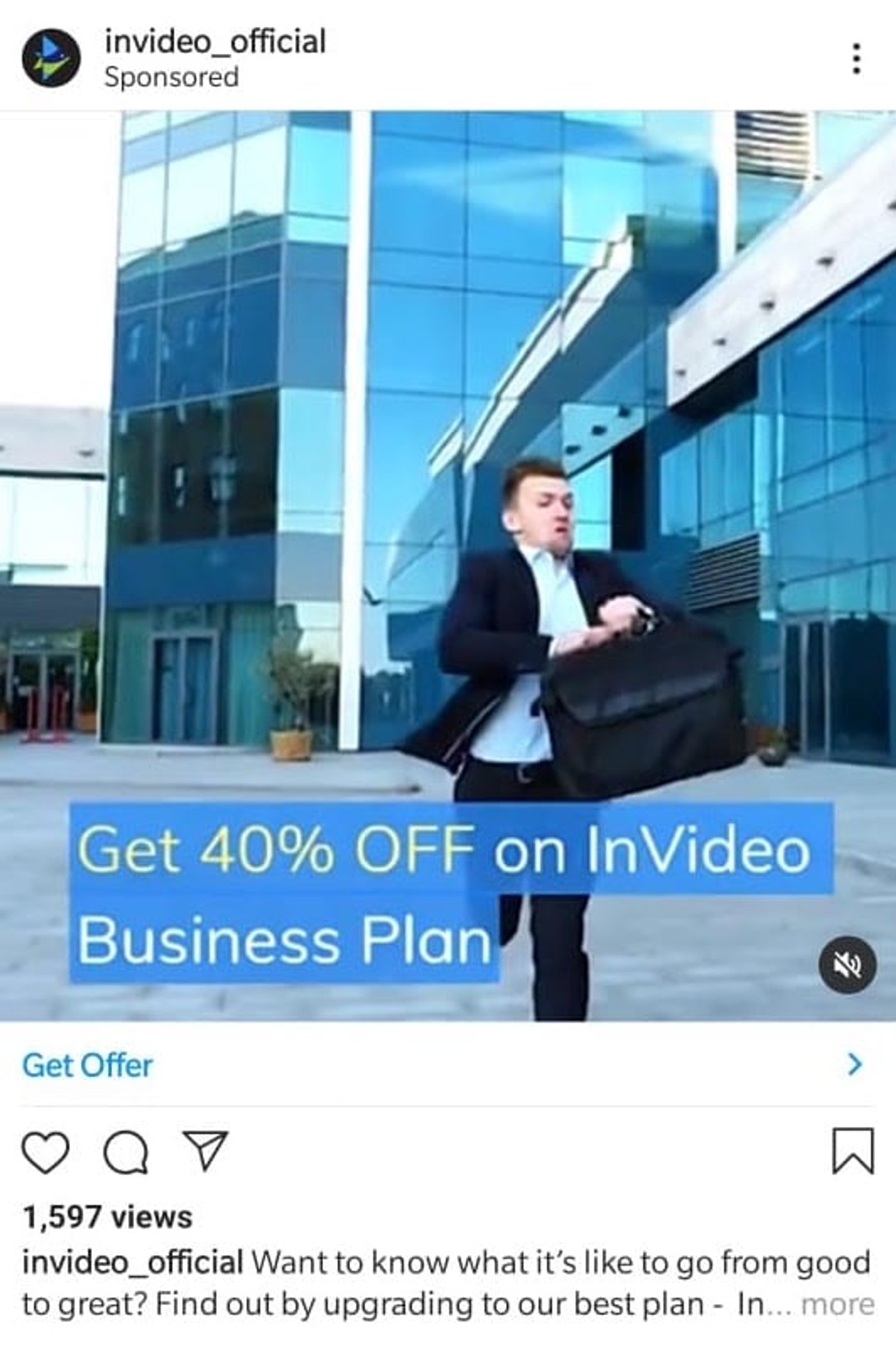 Anuncio de Instagram de InVideo con un hombre corriendo de traje y maletín en las manos