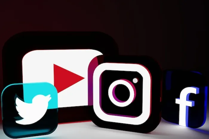 Create trending videos for Facebook, Instagram and YouTube